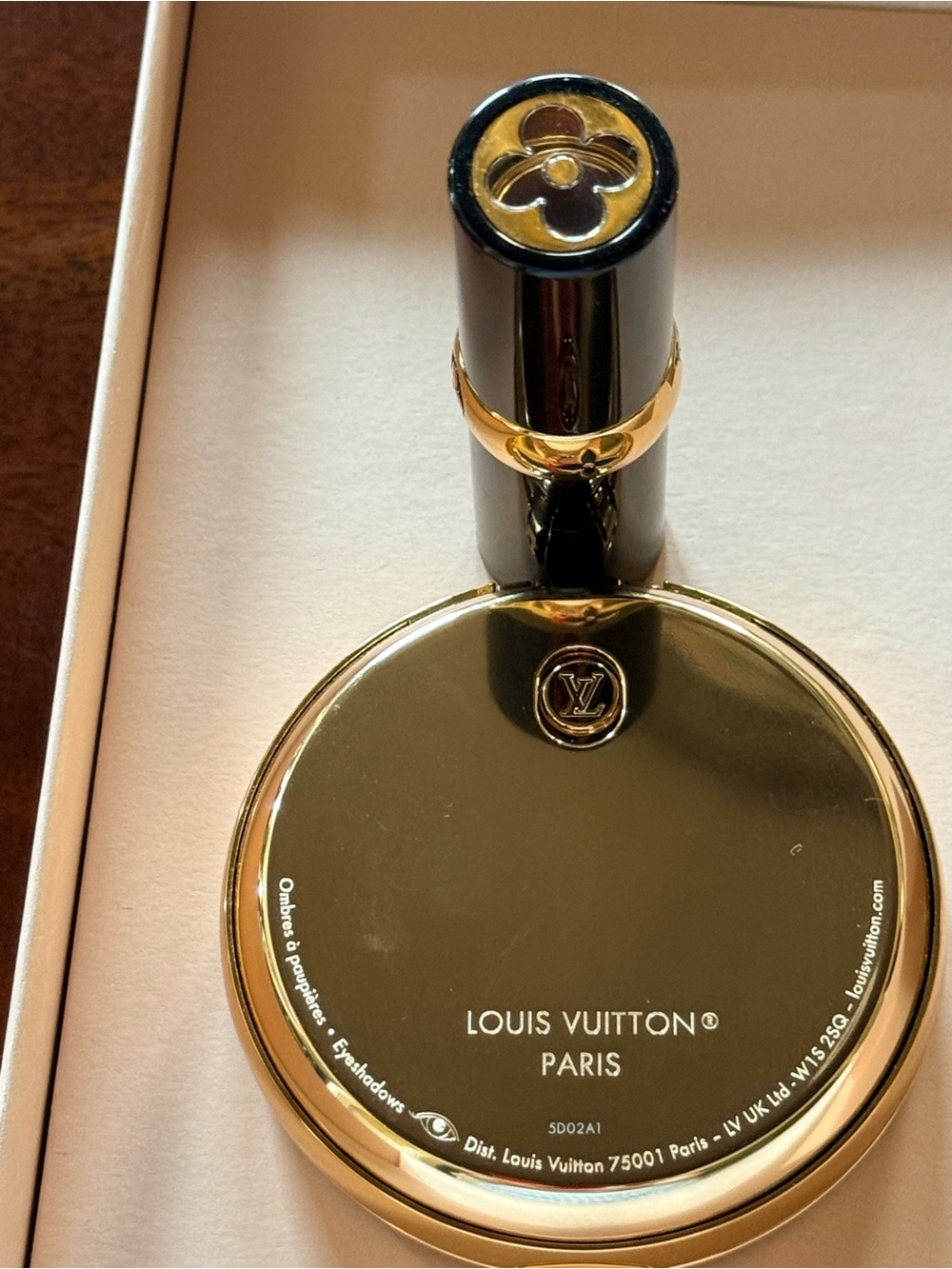 Louis Vuitton Makeup Duo Gift Set NWT. Box included. Never used. - Picture 9 of 16
